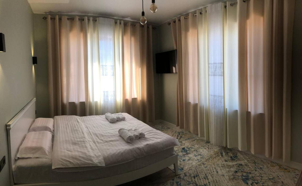 Appartamento Vavilon Karakol Esterno foto