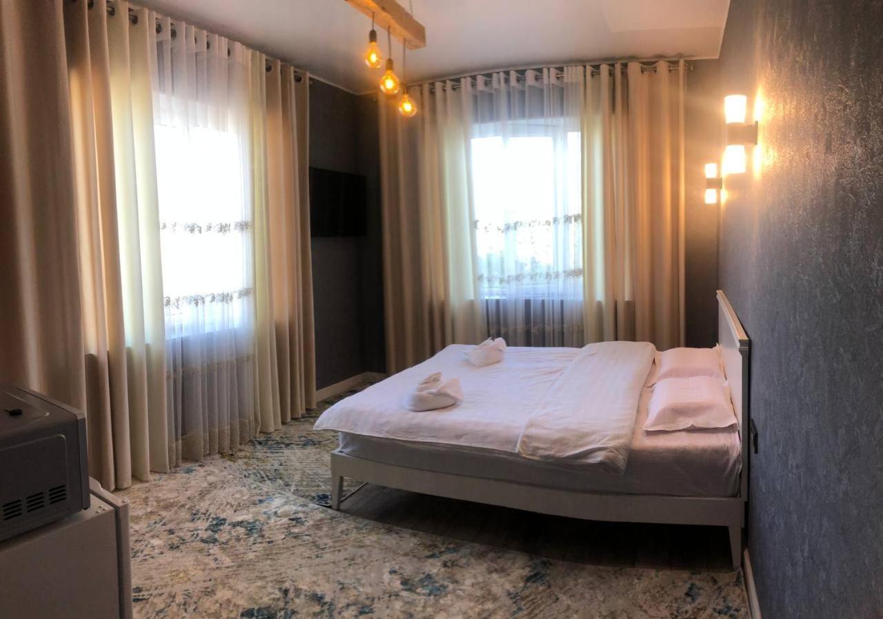 Appartamento Vavilon Karakol Esterno foto